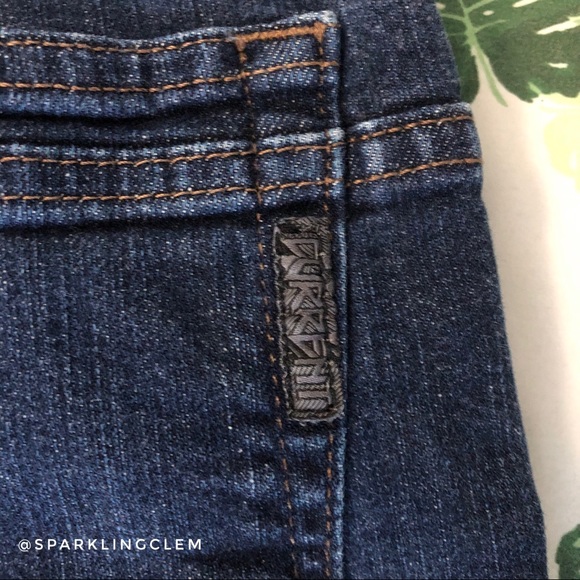 ✨$5/$20✨dark wash Current denim shorts - Picture 3 of 7